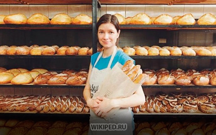 Дарья в собственной хлебопекарне